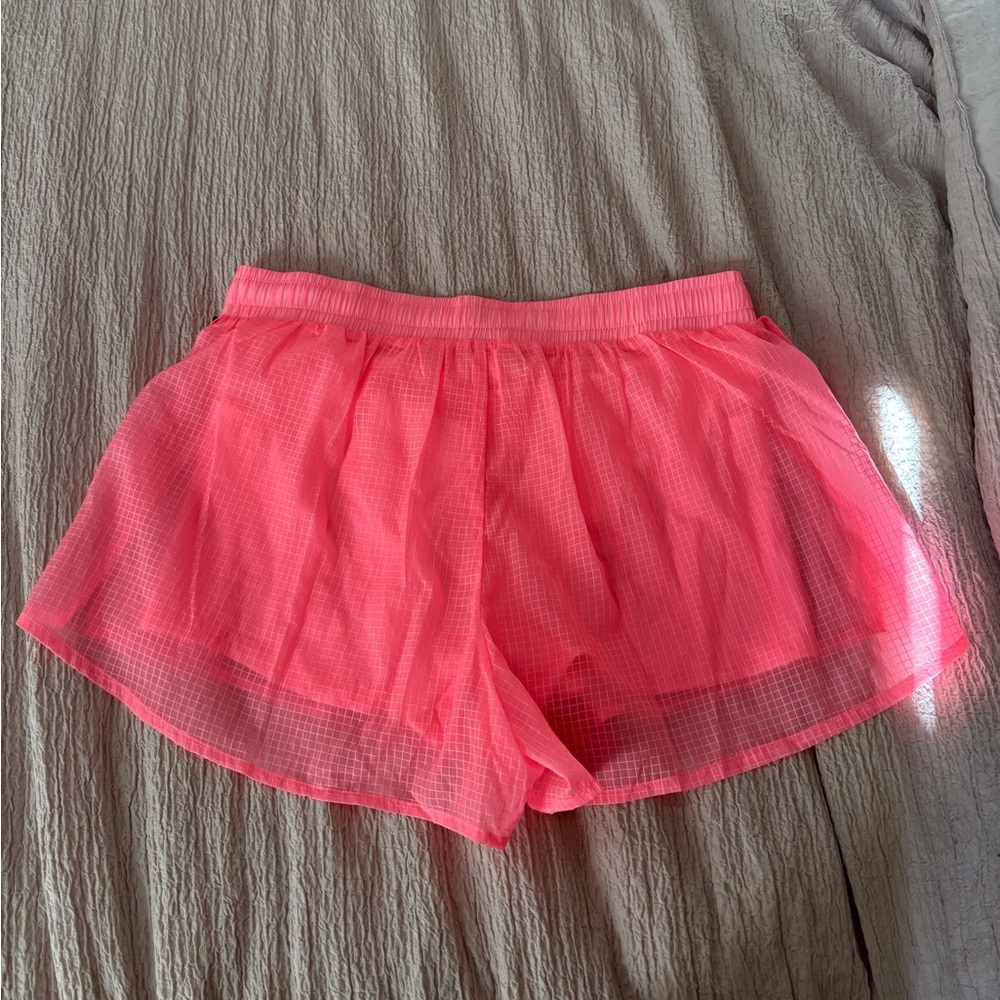 NWT ALO Yoga Neon Bubblegum Game Time Shorts - Picture 4 of 9